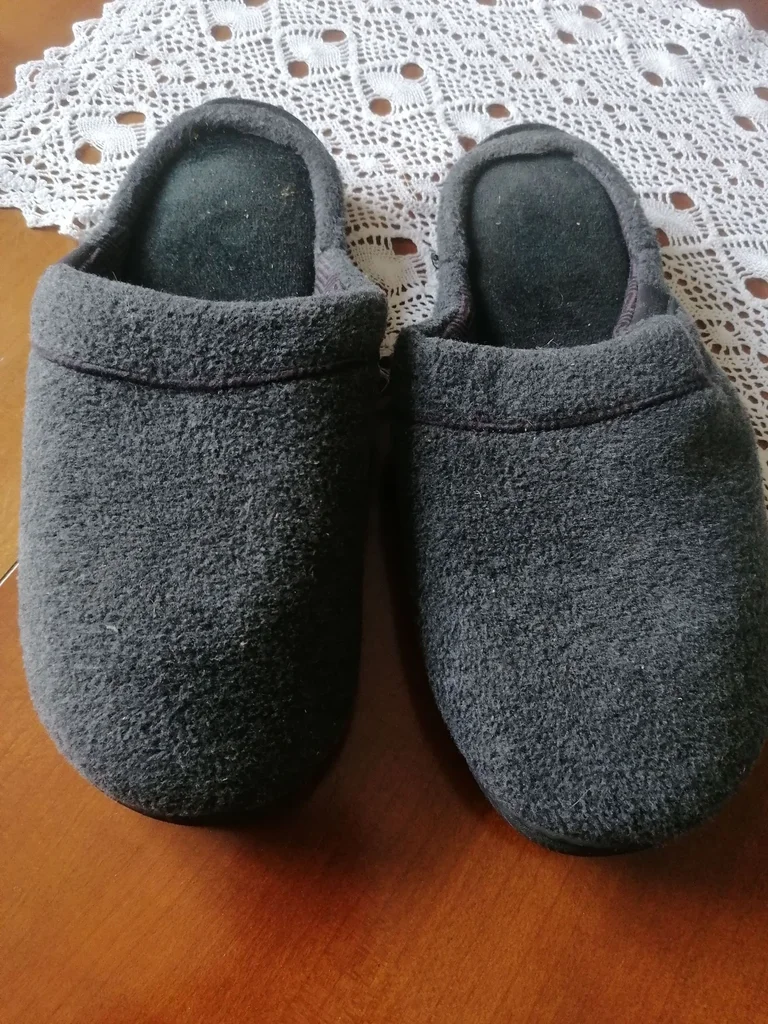 Chaussons isotoner ergonomic gris anthracite 40 